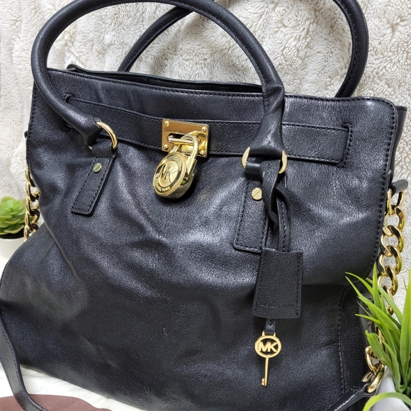 Michael Kors Hamilton Saffiano Tote Bag - Picture 2 of 11